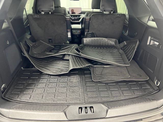 Used 2025 Ford Explorer ST-Line w/ Premium Package AWD/4WD image 9