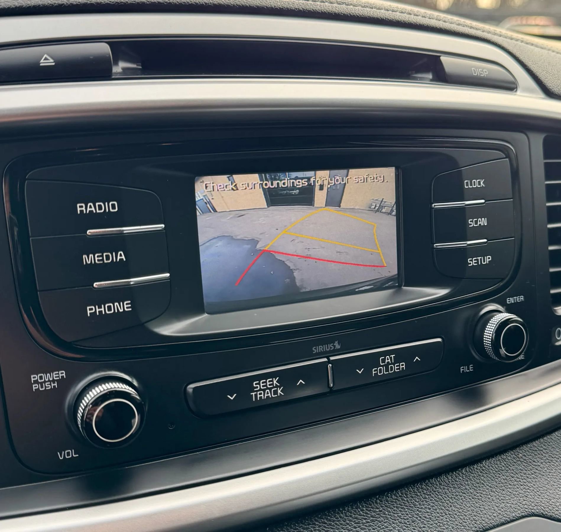 Used 2017 Kia Sorento LX image 19