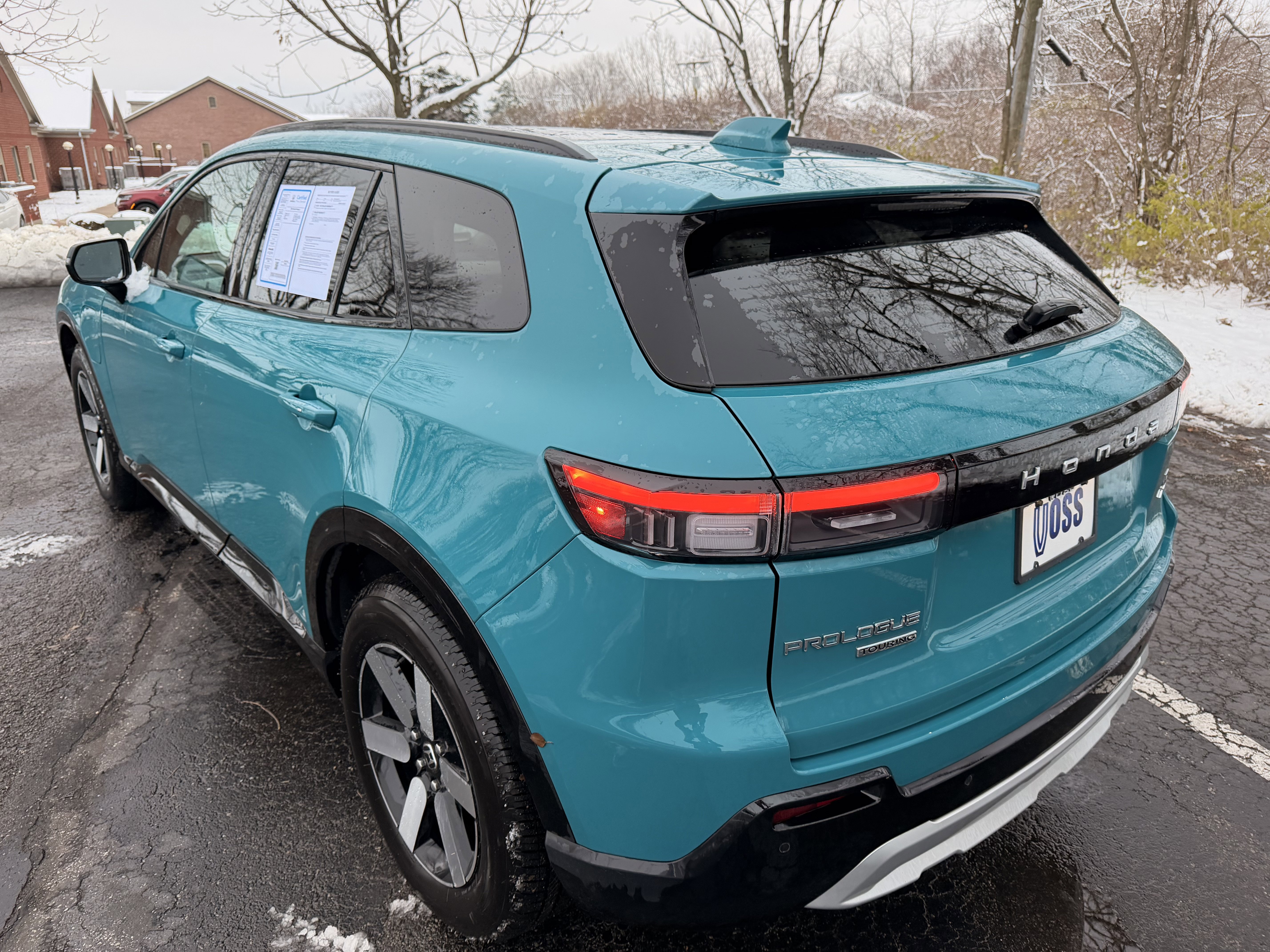 Used 2024 Honda Prologue Touring image 3