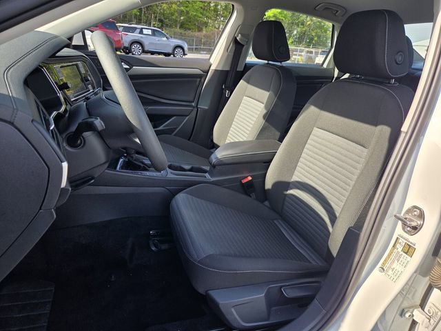 Used 2022 Volkswagen Jetta S image 9