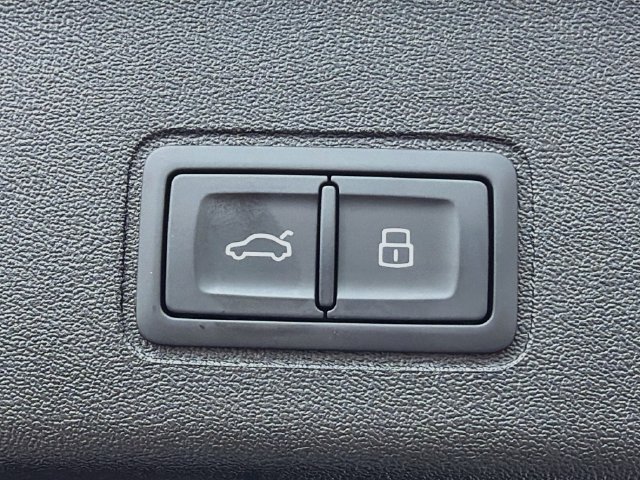 New 2026 Audi Q3 quattro 2.0T AWD/4WD image 13