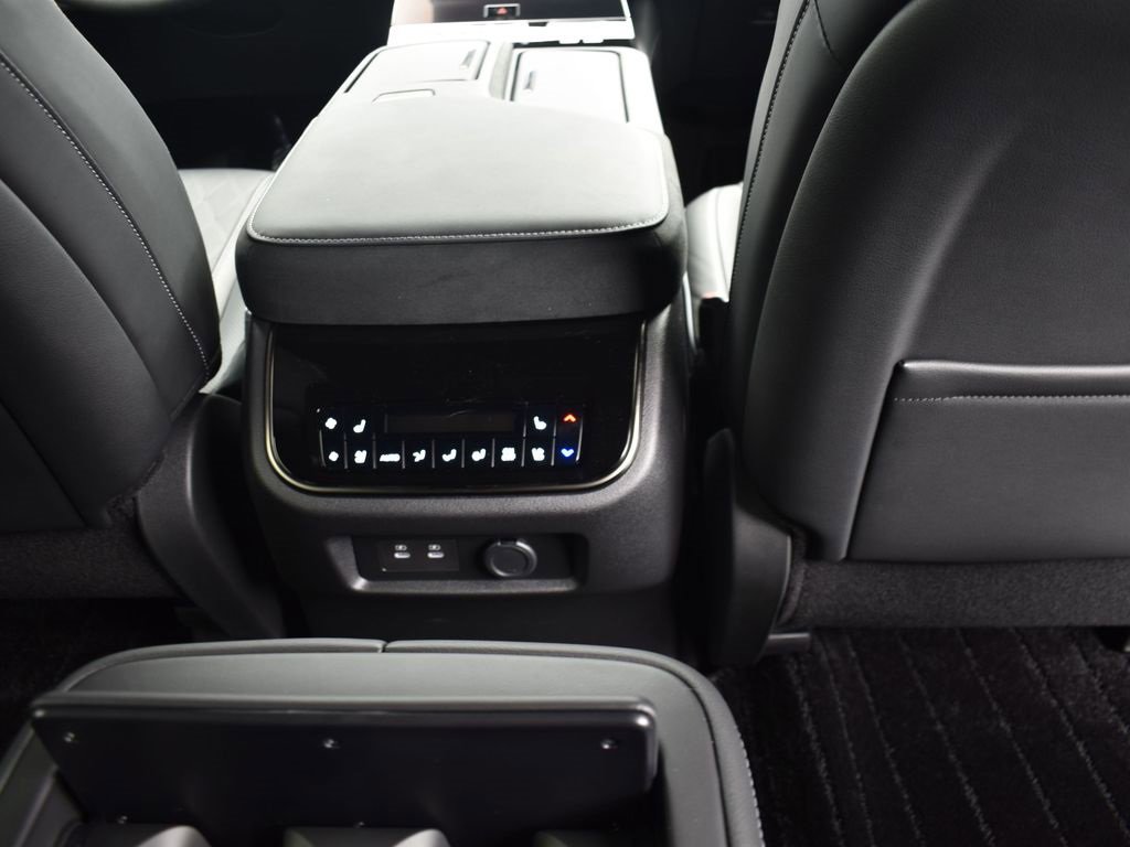 New 2026 INFINITI QX80 Autograph w/ Premium Cargo Package image 21
