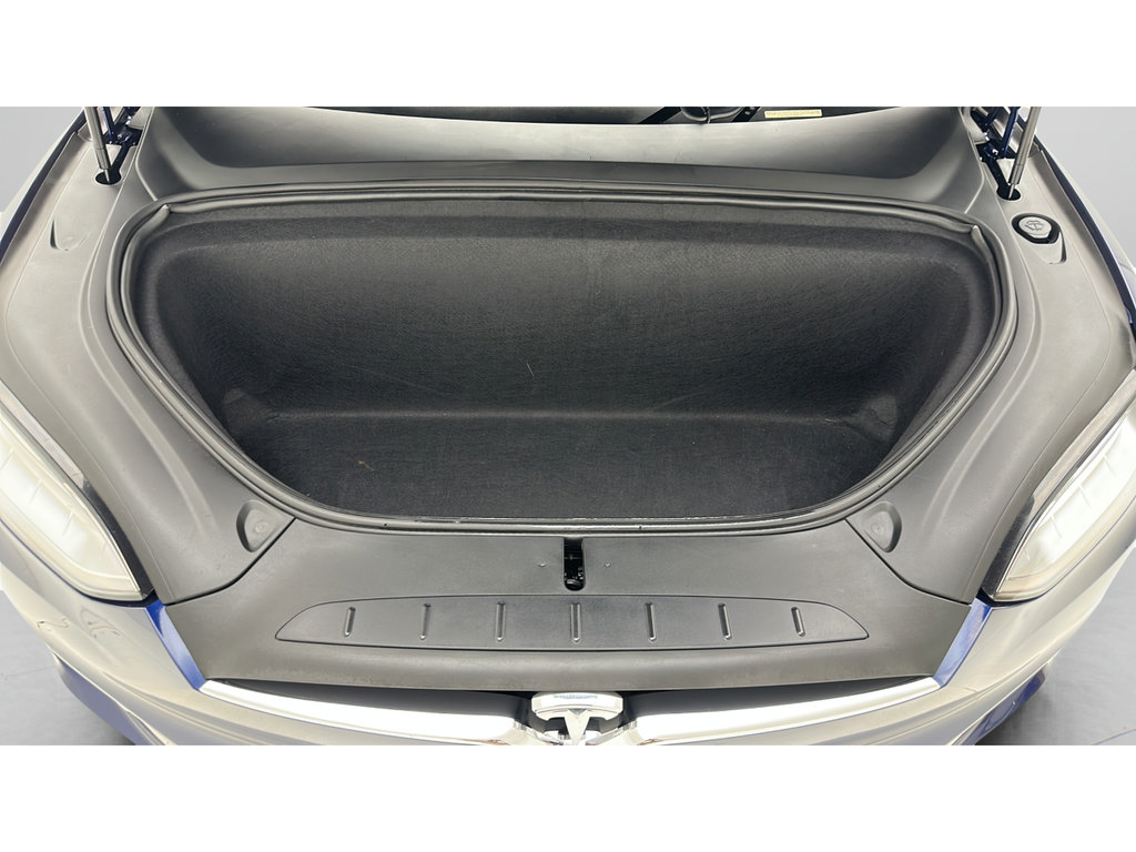 Used 2018 Tesla Model X 75D AWD/4WD image 19
