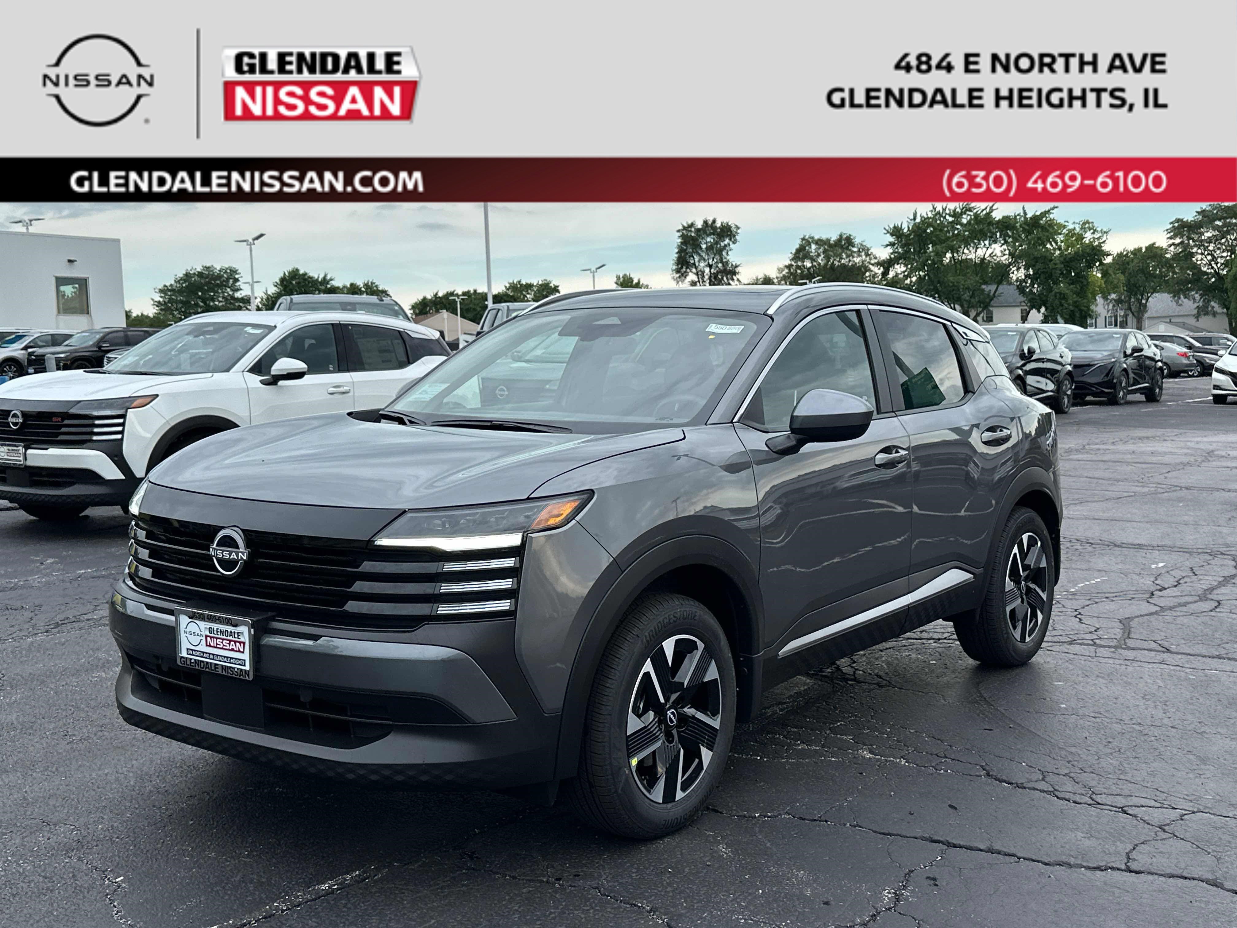 New 2025 Nissan Kicks SV w/ SV Premium Package