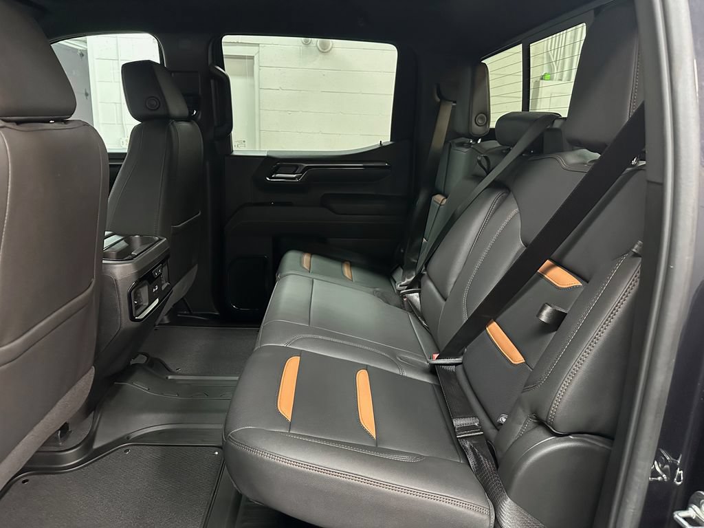 Used 2026 GMC Sierra 1500 AT4 w/ Technology Package AWD/4WD image 22