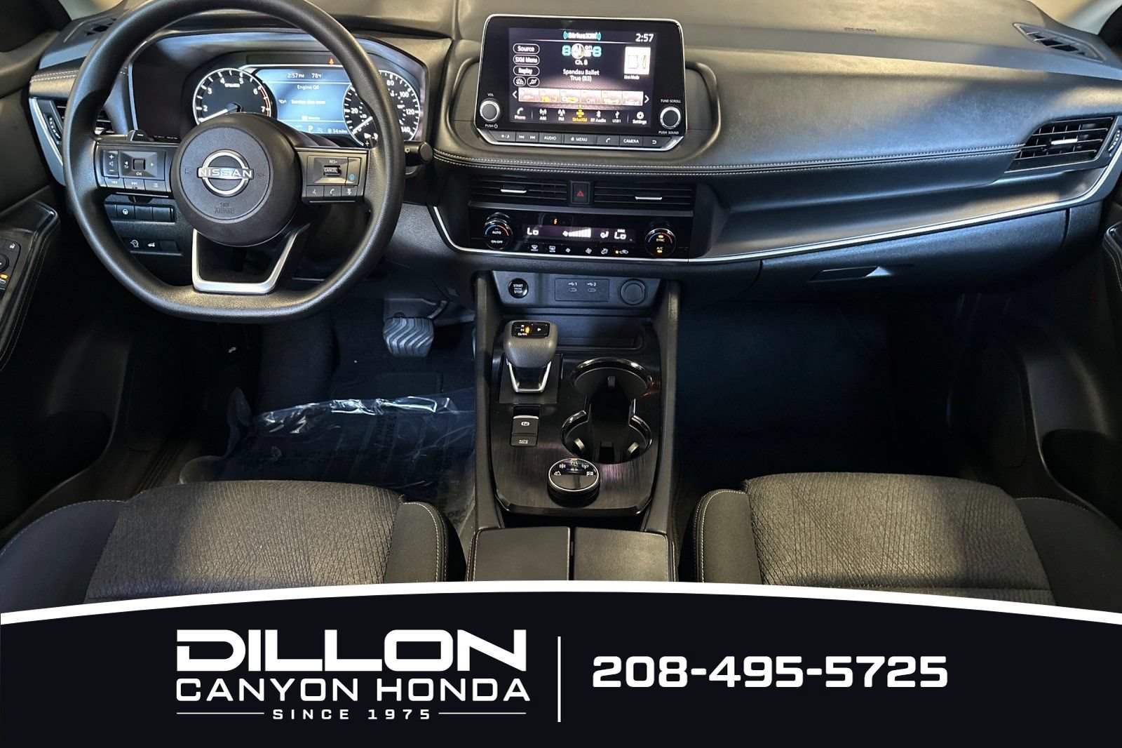 Used 2024 Nissan Rogue SV AWD/4WD image 5