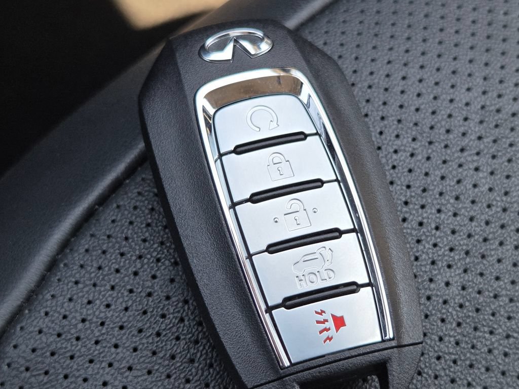 Used 2025 INFINITI QX50 Luxe AWD/4WD image 43