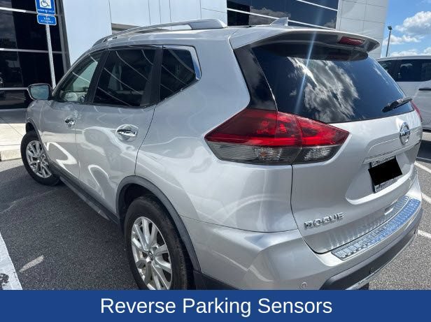 Used 2020 Nissan Rogue SV FWD image 4