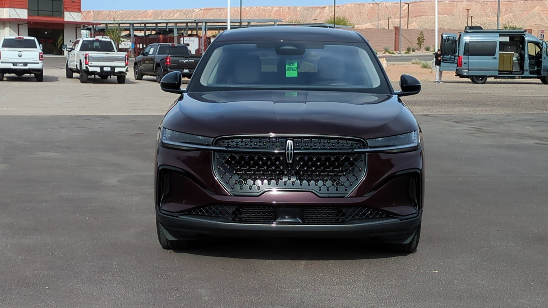 Used 2025 Lincoln Nautilus Premier w/ Jet Appearance Package AWD/4WD image 9