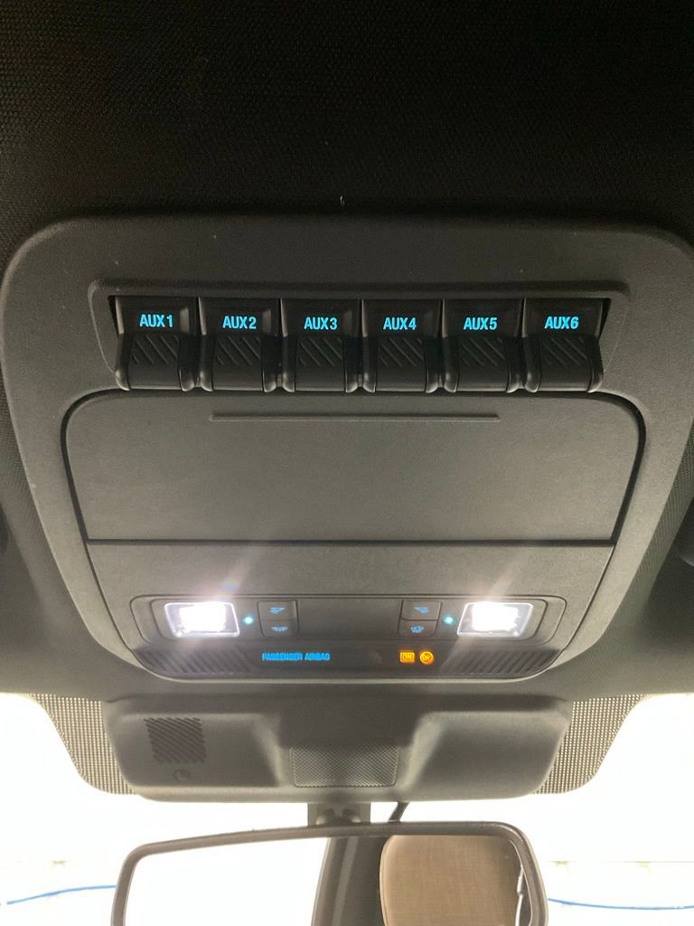 Used 2023 Ford F350 XLT w/ FX4 Off-Road Package image 19