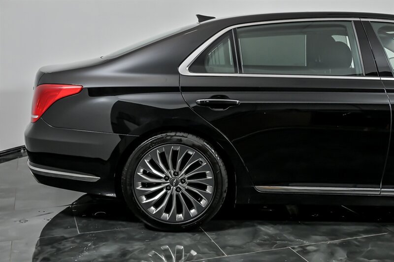 Used 2017 Genesis G90 5.0 Ultimate AWD/4WD image 11