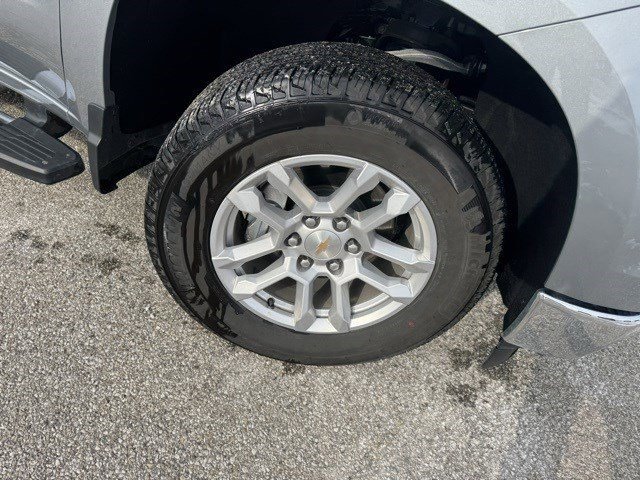 Used 2025 Chevrolet Silverado 1500 LT image 36