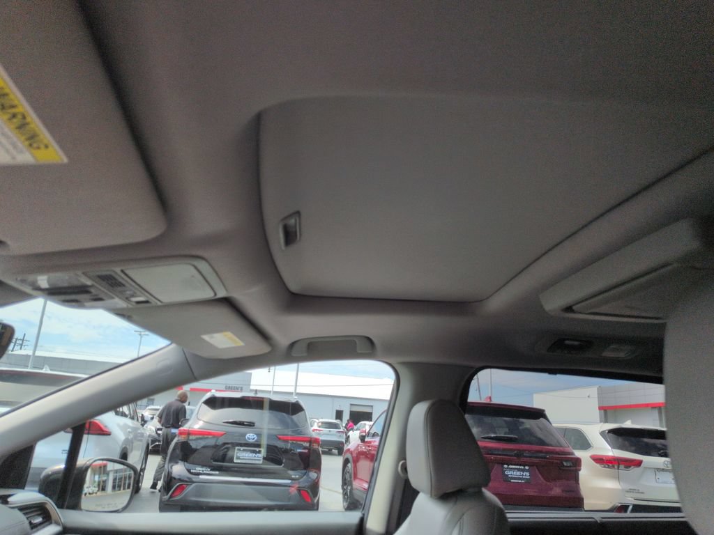 Used 2019 Honda Odyssey Elite image 21