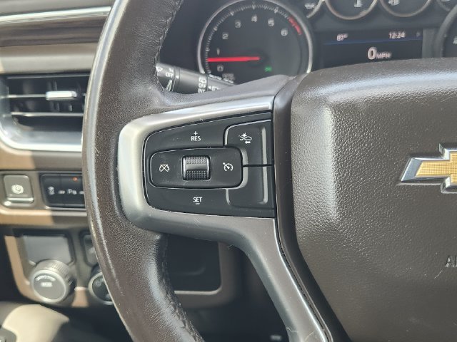 Used 2021 Chevrolet Suburban LT RWD image 28