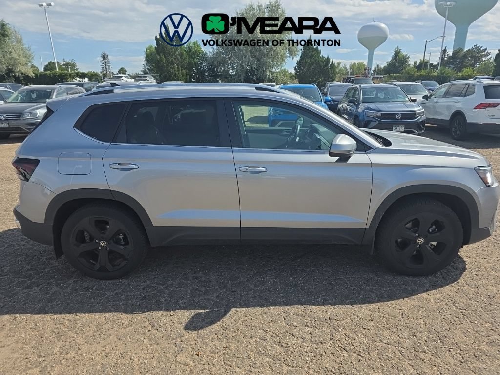 Used 2025 Volkswagen Taos SEL w/ Taos Adventure Package (SXB) AWD/4WD image 6