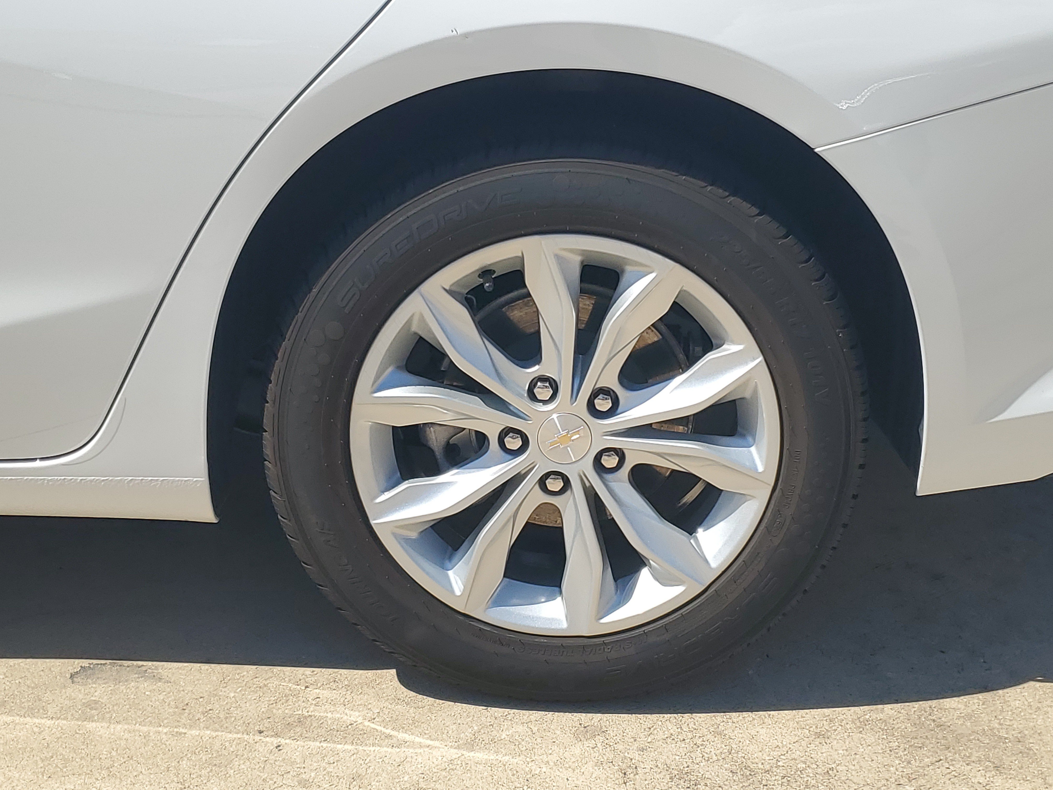 Used 2025 Chevrolet Malibu LT FWD image 11