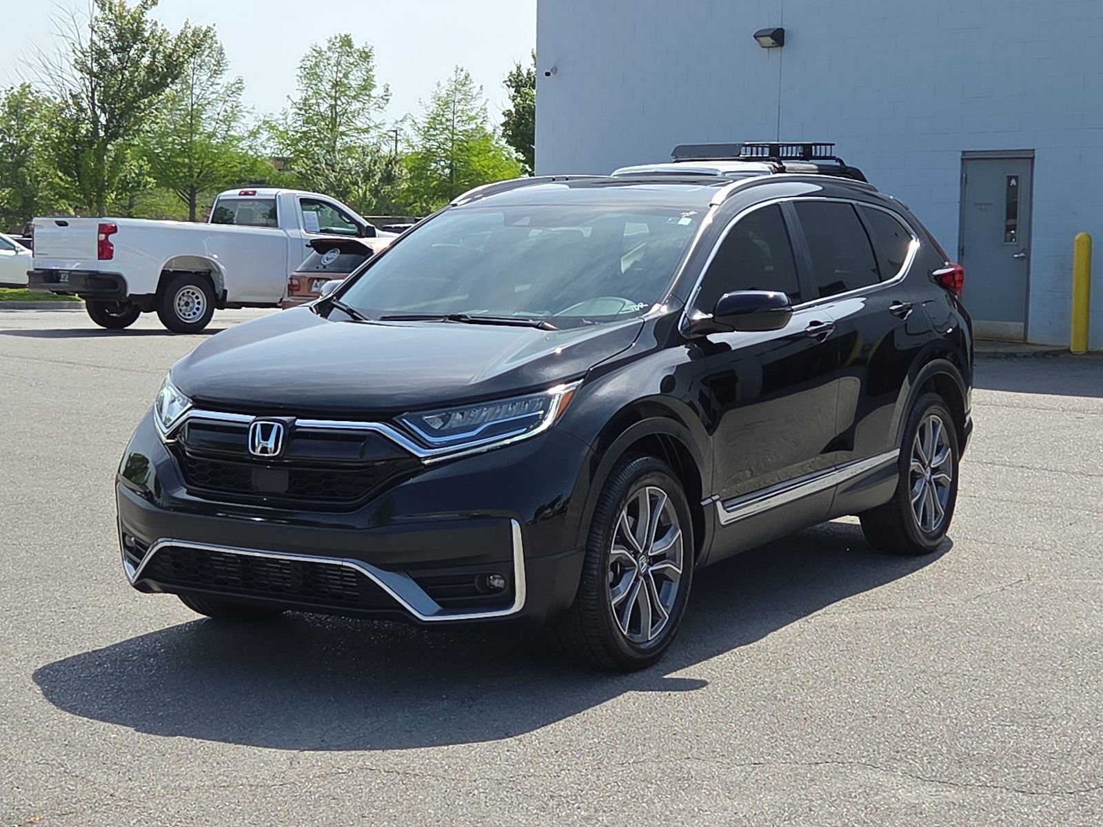 Used 2020 Honda CR-V Touring image 2