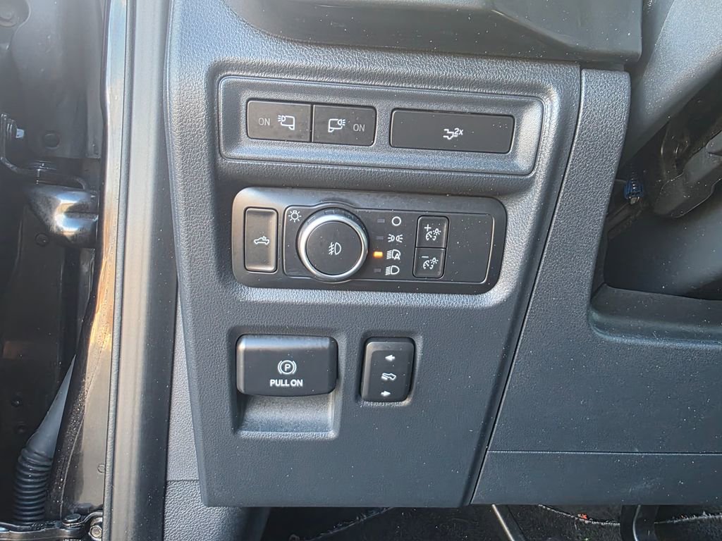 Used 2022 Ford F150 XLT w/ Equipment Group 302A High image 15