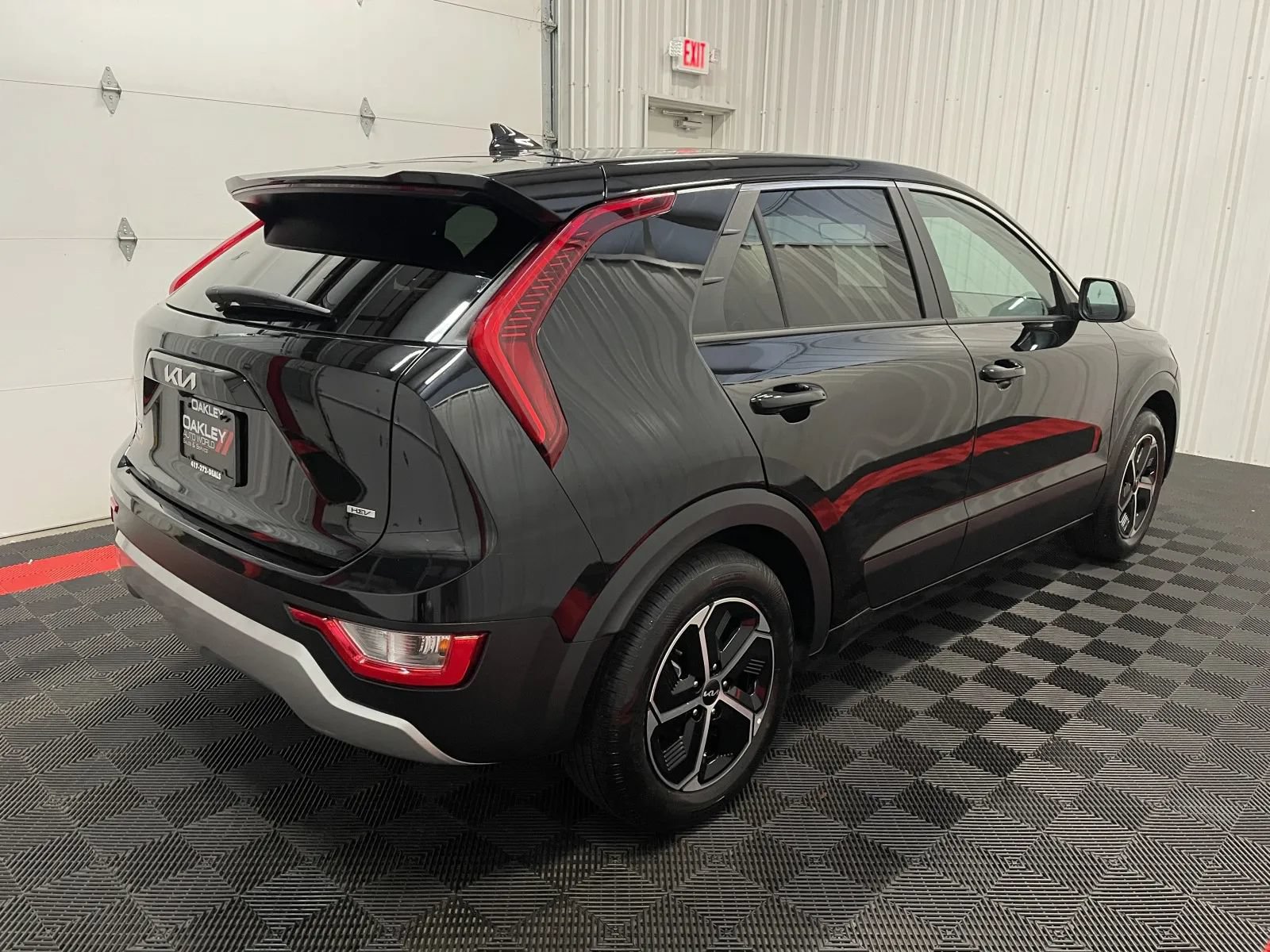 Used 2026 Kia Niro LX FWD image 4