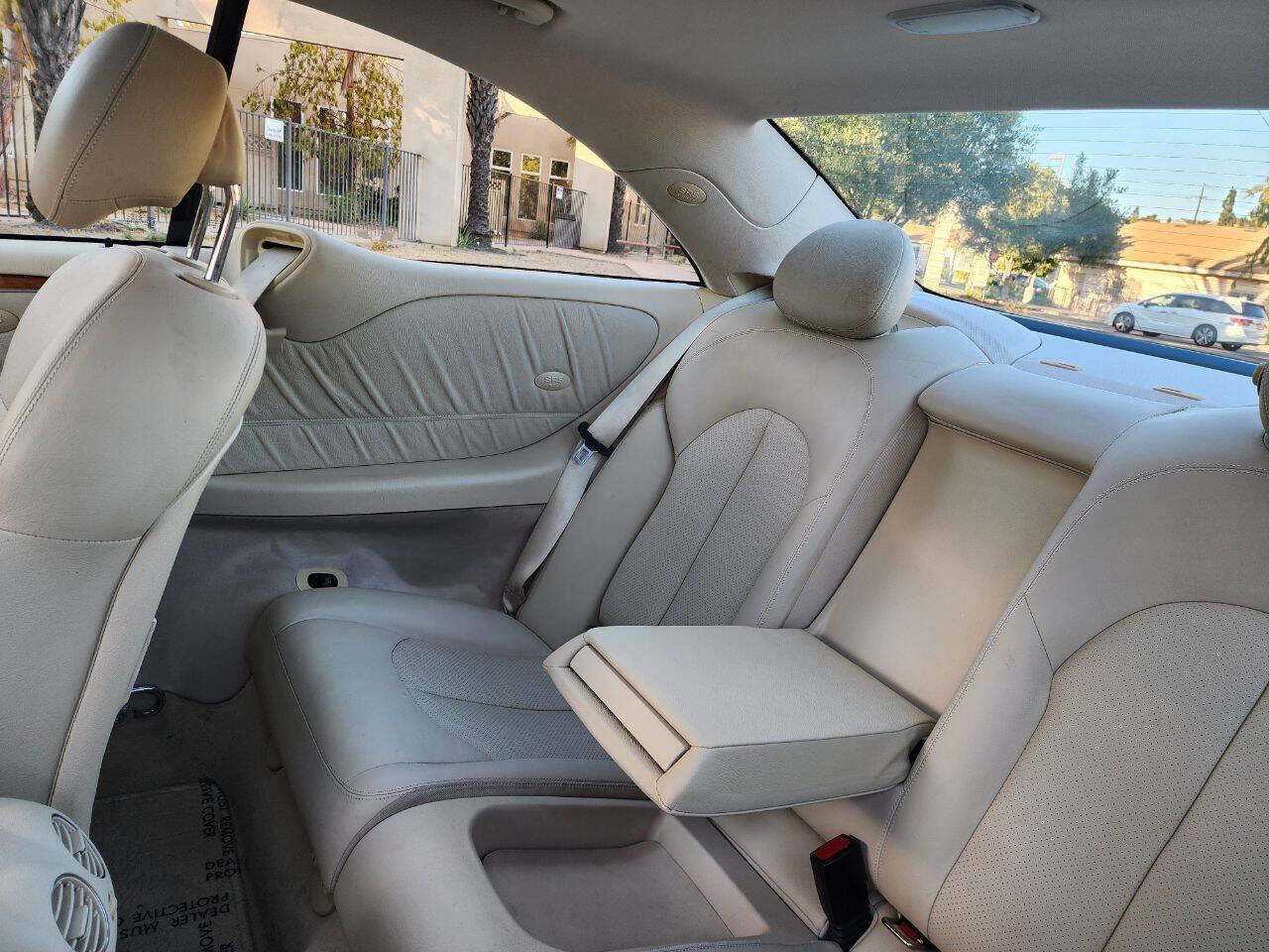 Used 2004 Mercedes-Benz CLK 320 Coupe image 14