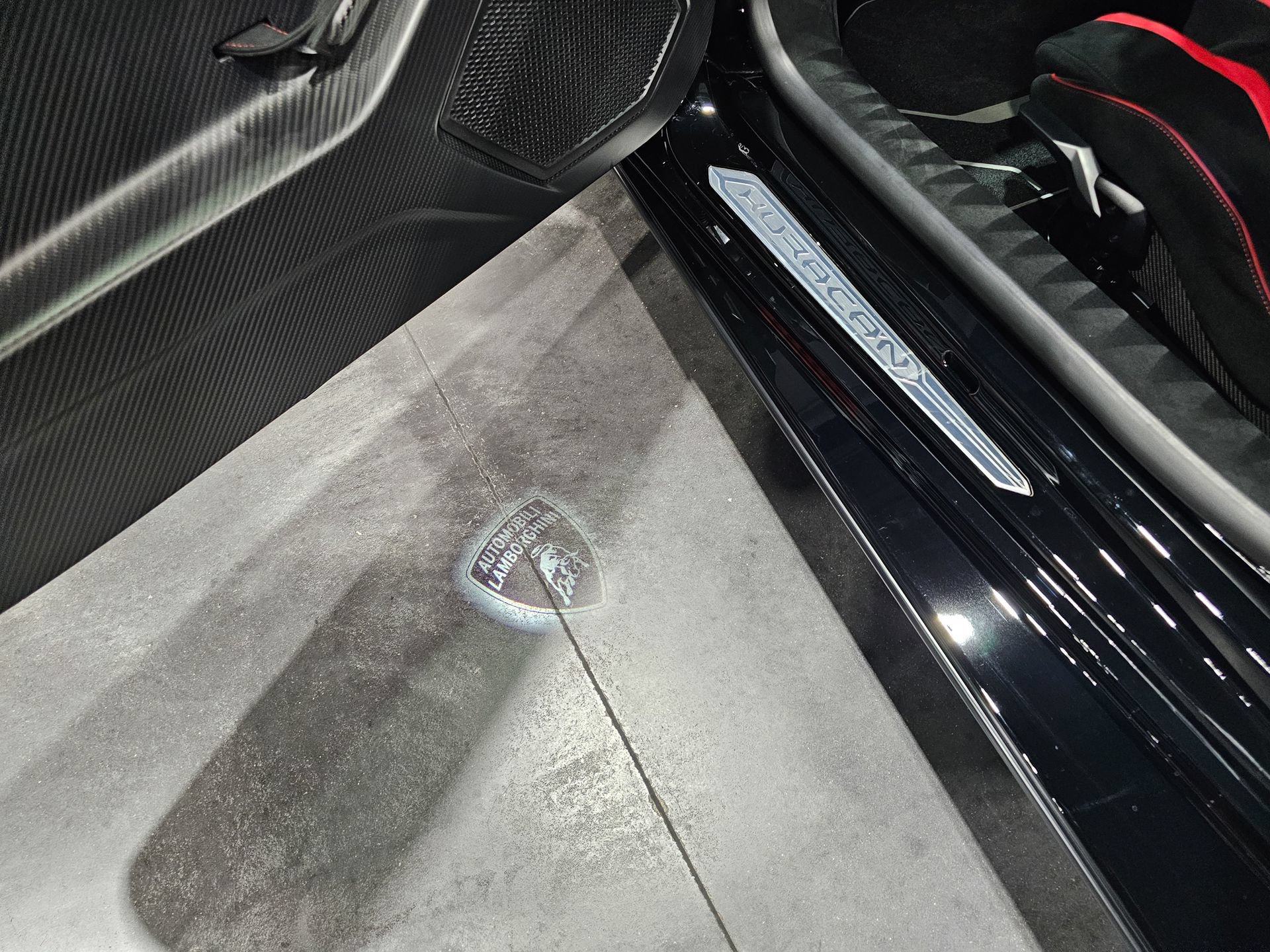 Used 2023 Lamborghini Huracan STO RWD image 53