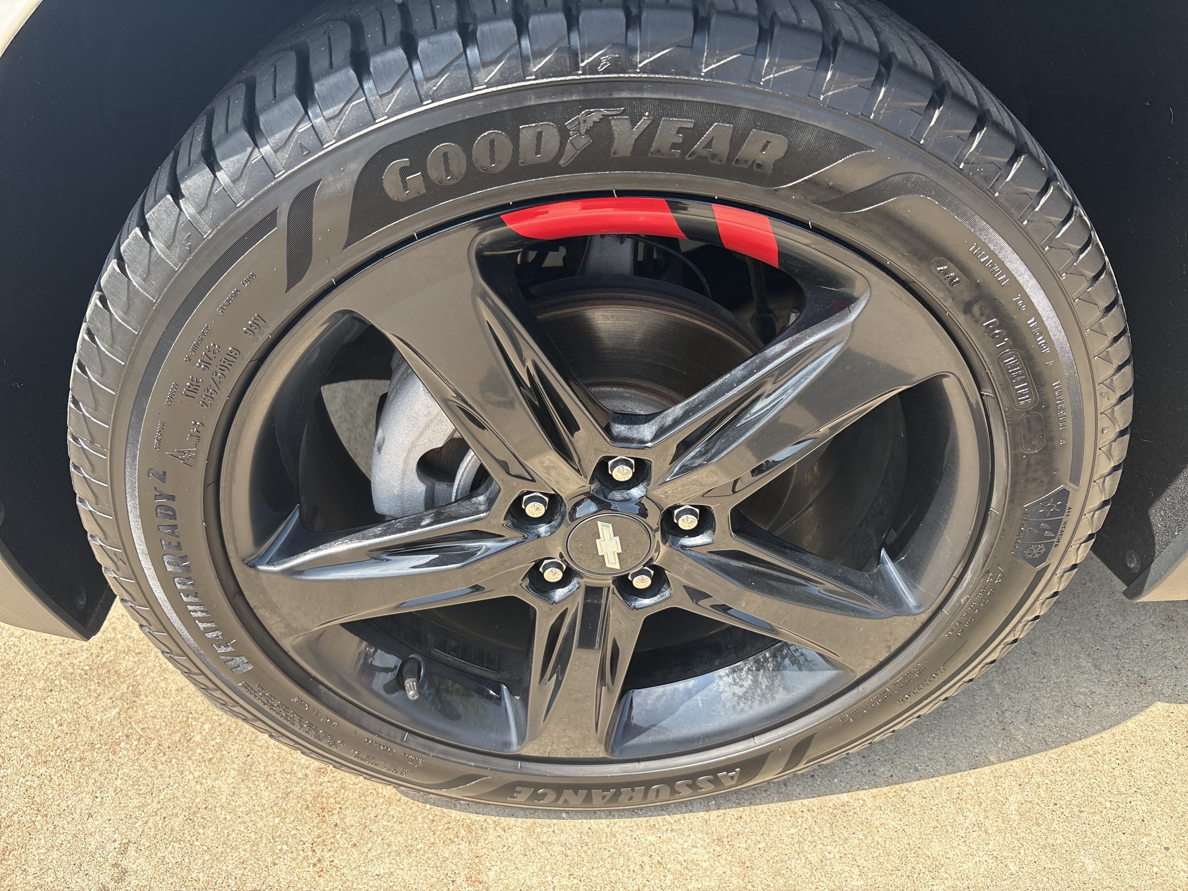 Used 2021 Chevrolet Equinox Premier w/ Redline Edition FWD image 9