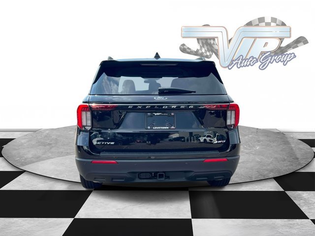 Used 2026 Ford Explorer Active AWD/4WD image 7