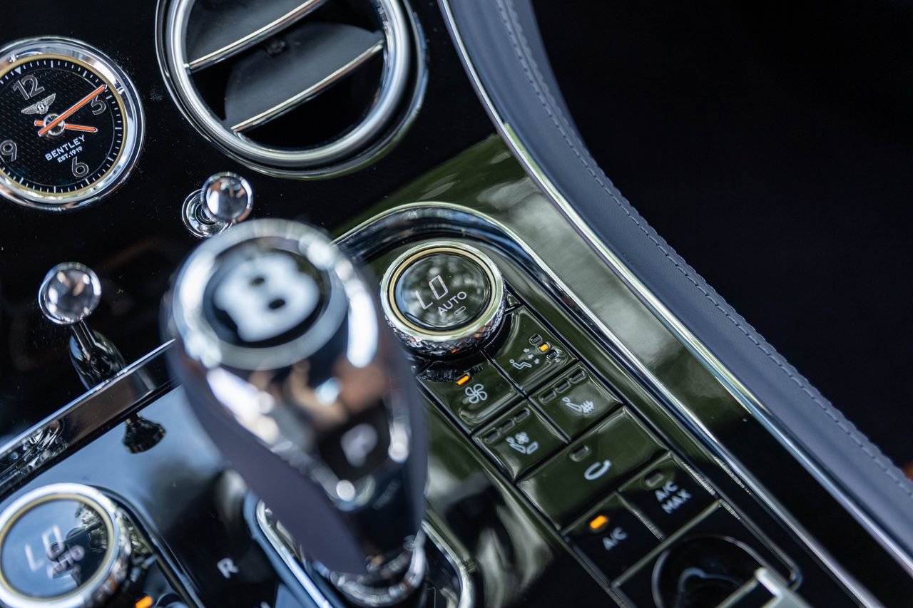 Used 2023 Bentley Continental GT Azure AWD/4WD image 48