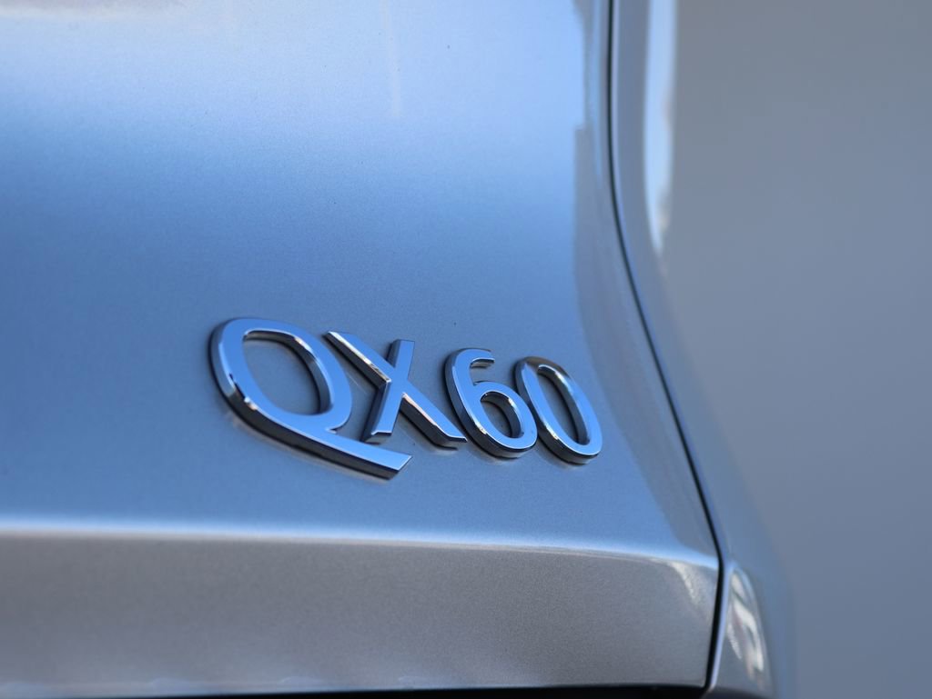 Certified 2023 INFINITI QX60 Luxe w/ Cargo Package AWD/4WD image 33