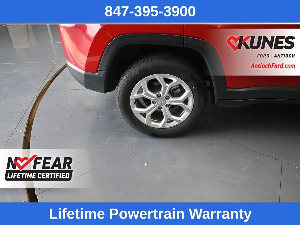 Used 2024 Jeep Compass Latitude w/ Altitude Special Edition image 16