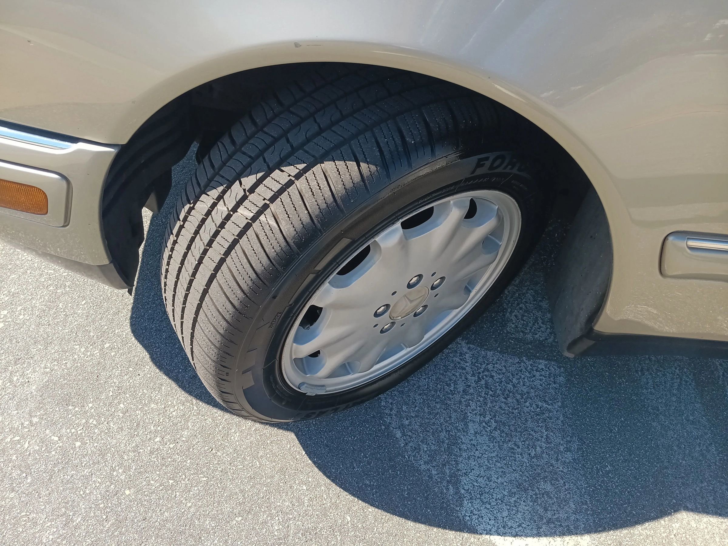 Used 1998 Mercedes-Benz E 320 Sedan image 24