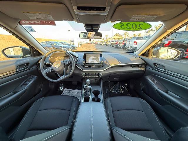 Certified 2025 Nissan Altima 2.5 S image 13