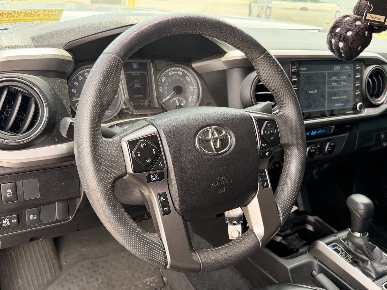 Used 2022 Toyota Tacoma SR5 w/ Technology Package RWD image 40