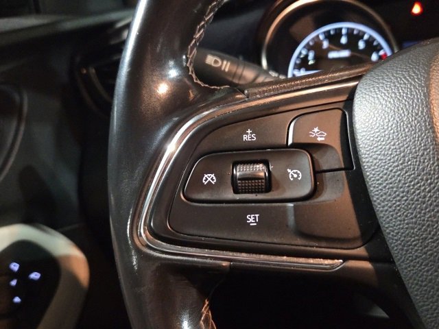 Used 2020 Buick Encore GX Preferred w/ Cold Weather Comfort Package image 23