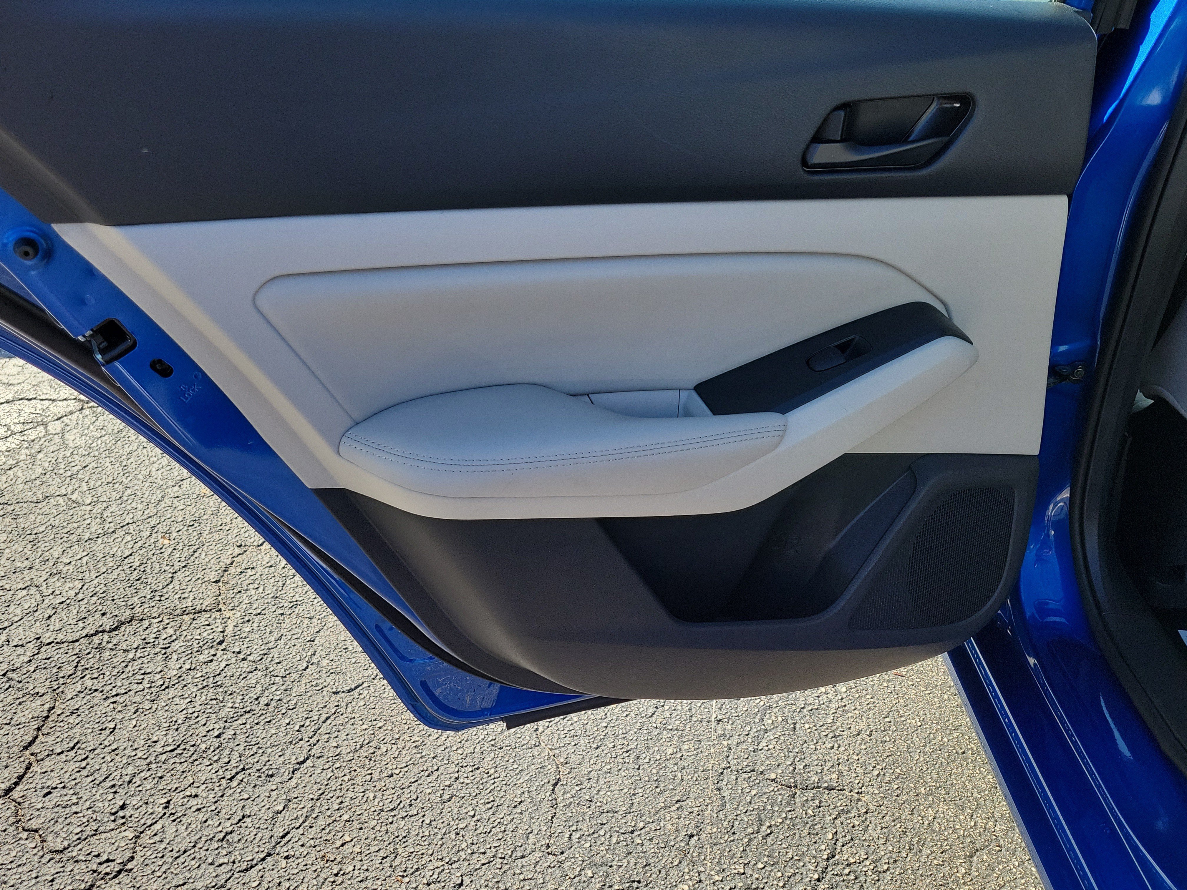 Certified 2025 Nissan Altima 2.5 SV FWD image 10