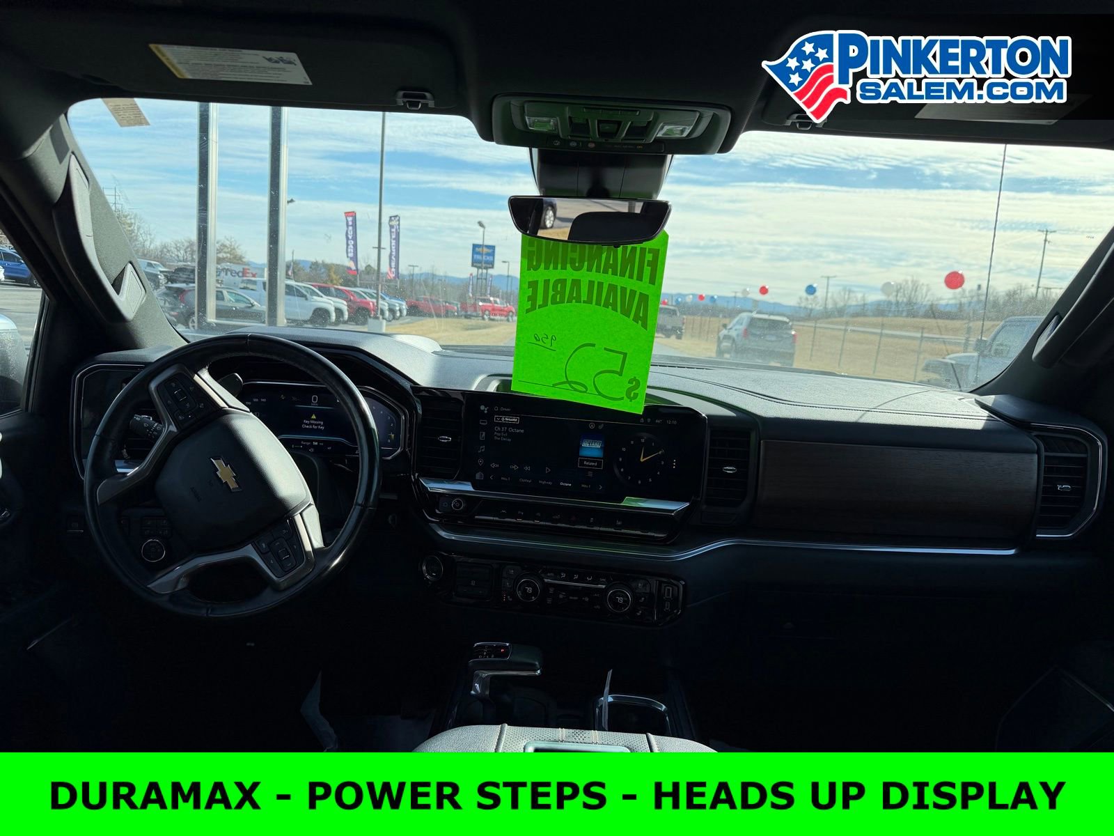 Used 2022 Chevrolet Silverado 1500 High Country w/ Technology Package image 5