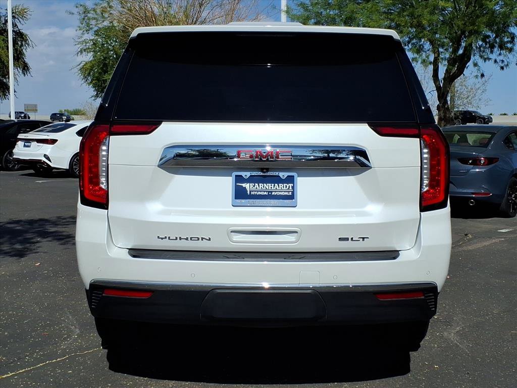 Used 2022 GMC Yukon XL SLT w/ SLT Premium Package image 4