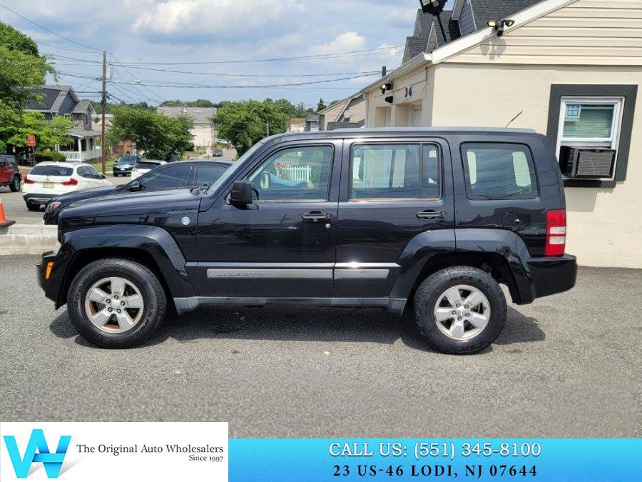 Used 2012 Jeep Liberty Sport AWD/4WD image 9