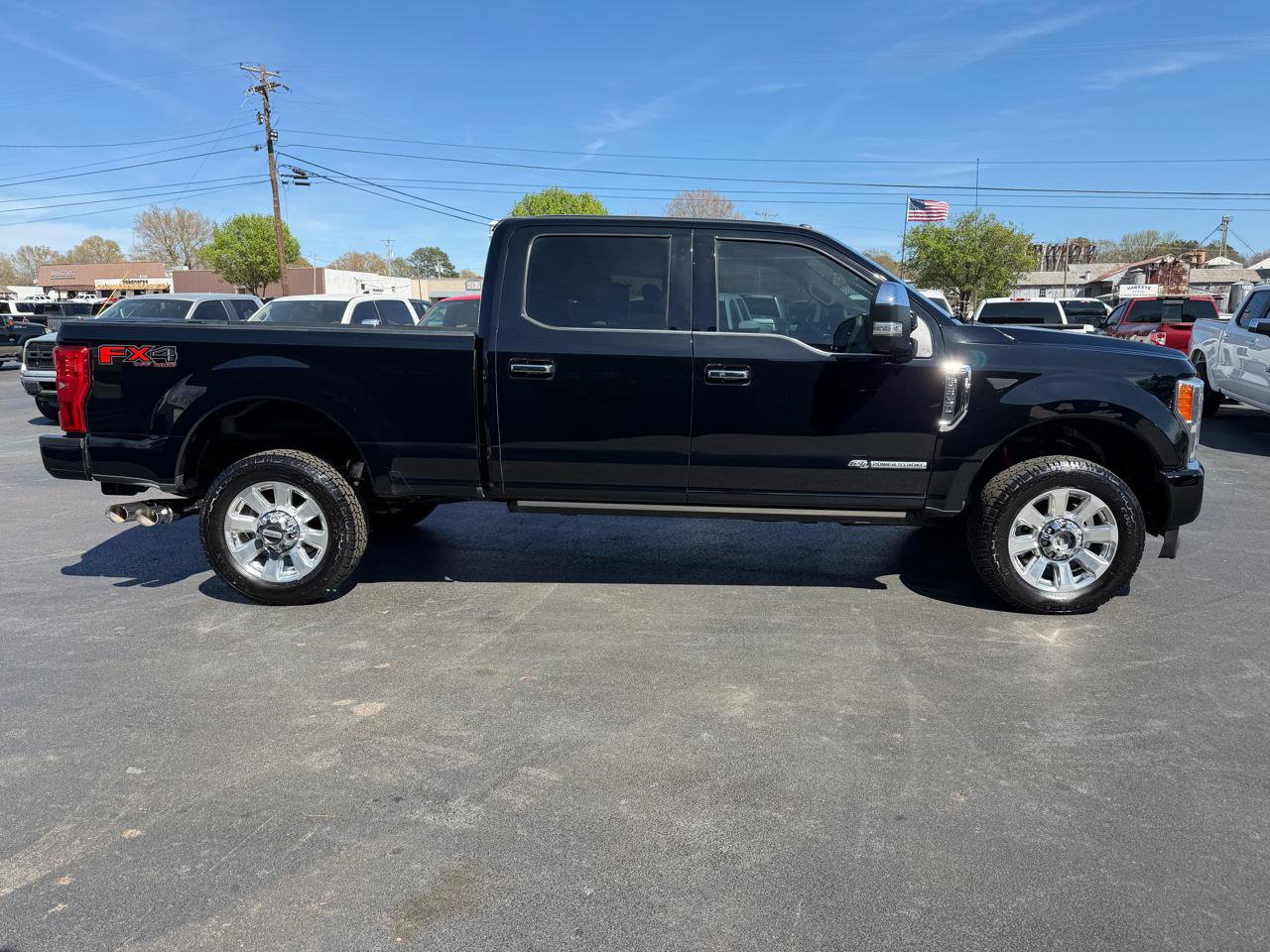 Used 2017 Ford F350 Platinum w/ Platinum Ultimate Package AWD/4WD image 5