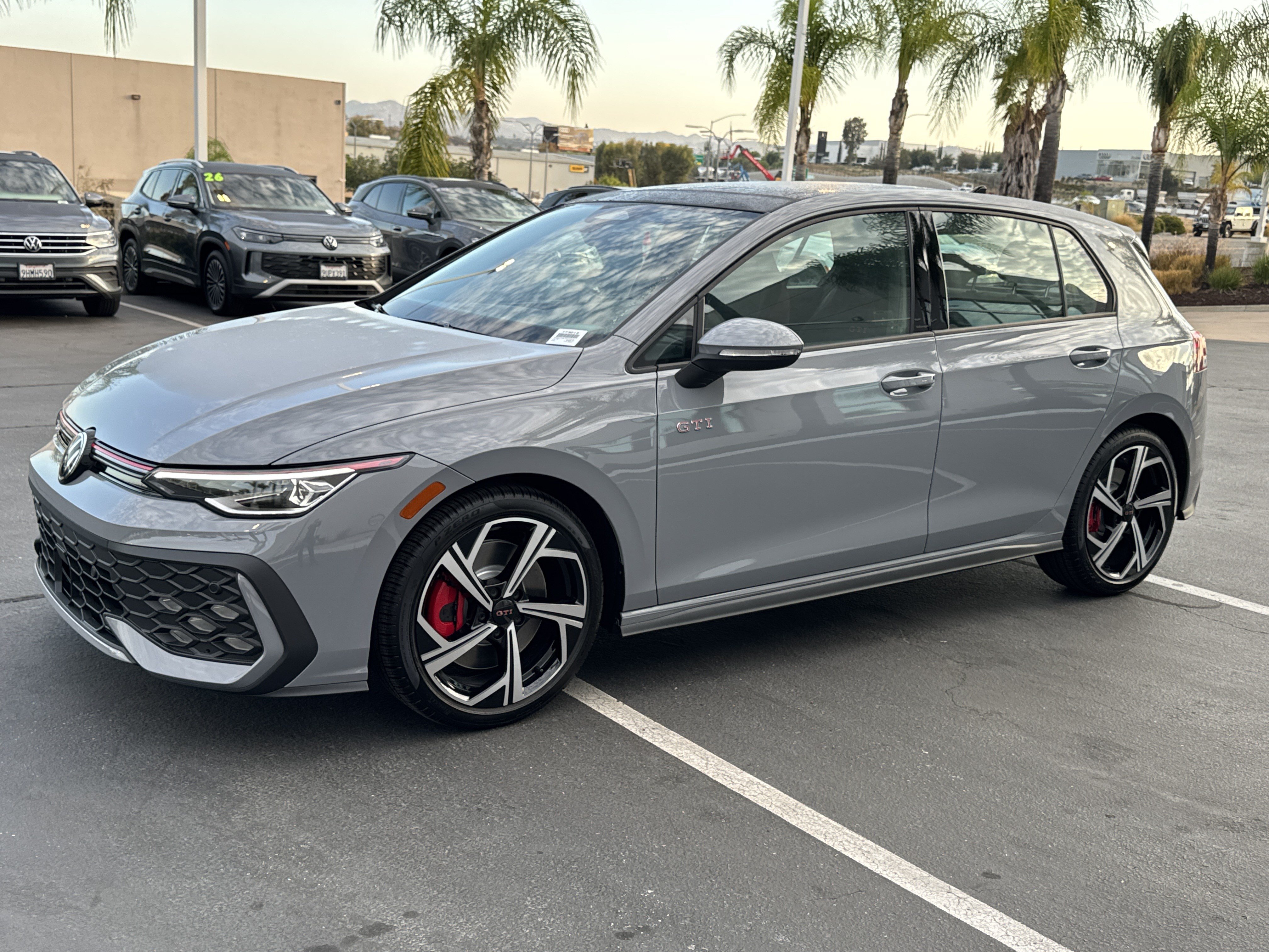 New 2026 Volkswagen Golf SE FWD image 4
