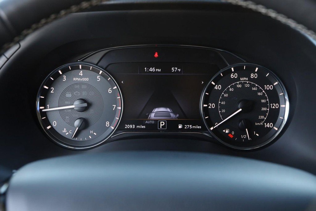 Used 2023 INFINITI QX80 Premium Select w/ Cargo Package image 16