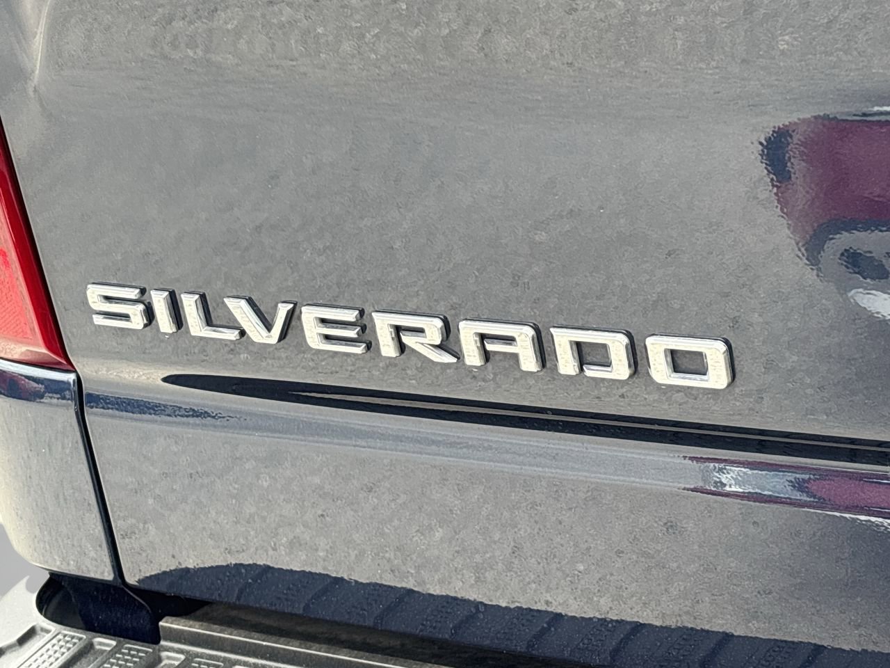 Used 2022 Chevrolet Silverado 1500 Custom image 8