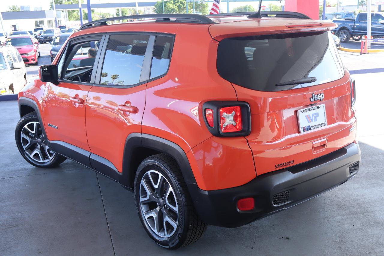 Used 2018 Jeep Renegade Latitude w/ Popular Equipment Group FWD image 7