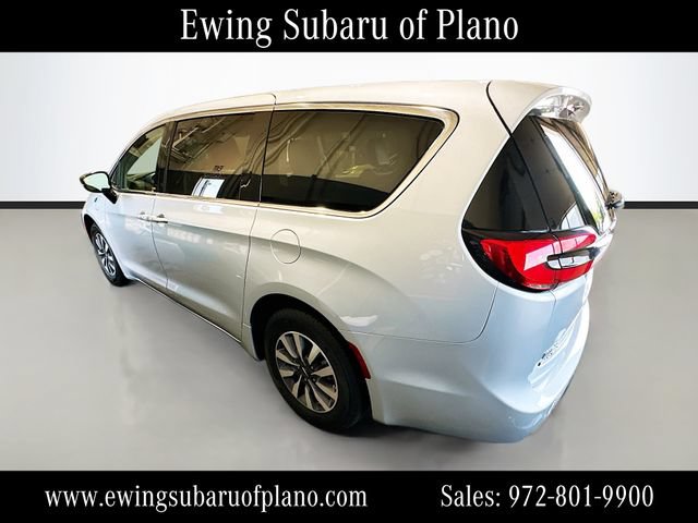 Used 2024 Chrysler Pacifica Limited FWD image 5