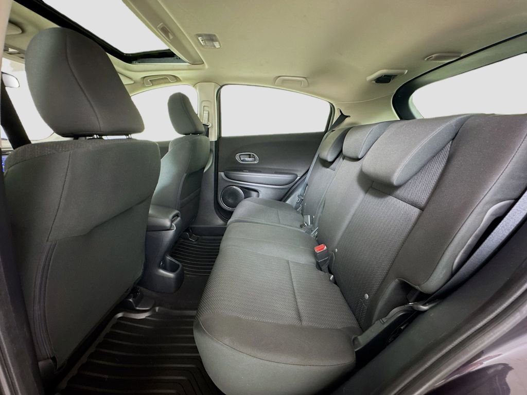Used 2018 Honda HR-V EX image 19