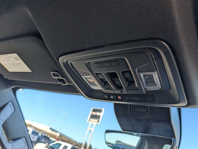 Used 2025 GMC Sierra 3500 AT4 w/ AT4 Premium Plus Package image 26