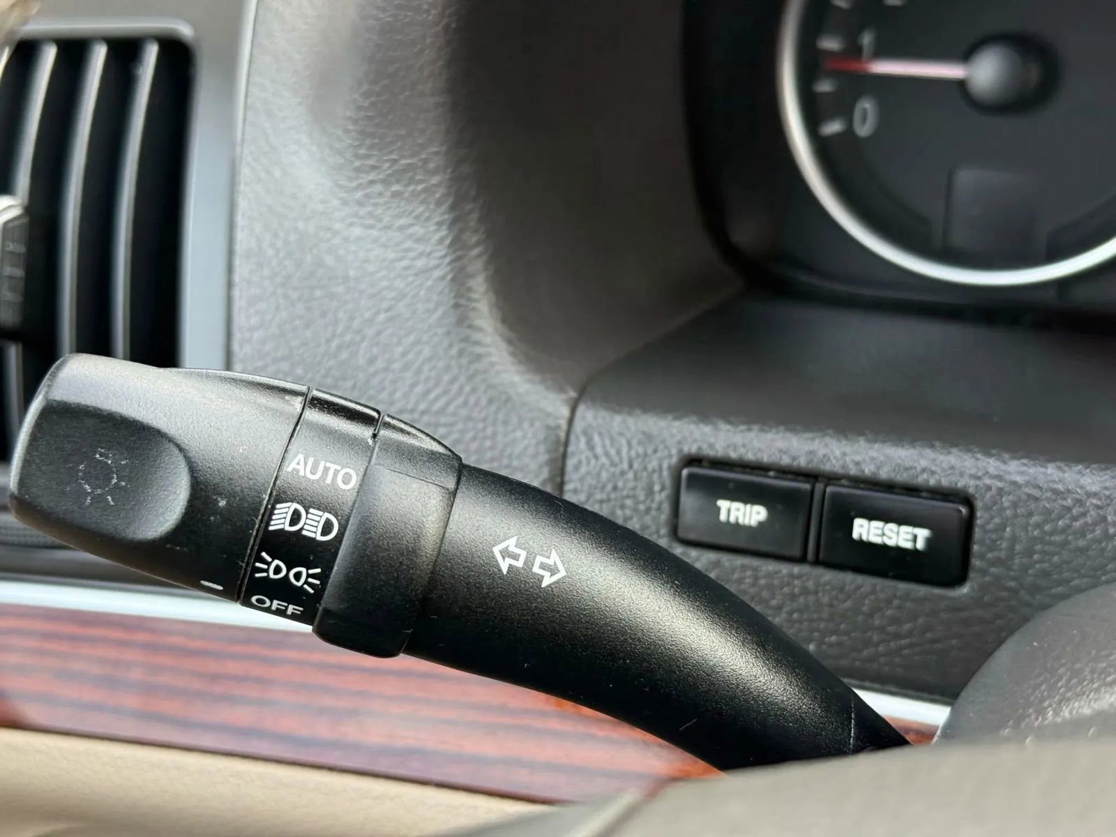 Used 2008 Hyundai Veracruz Limited image 26