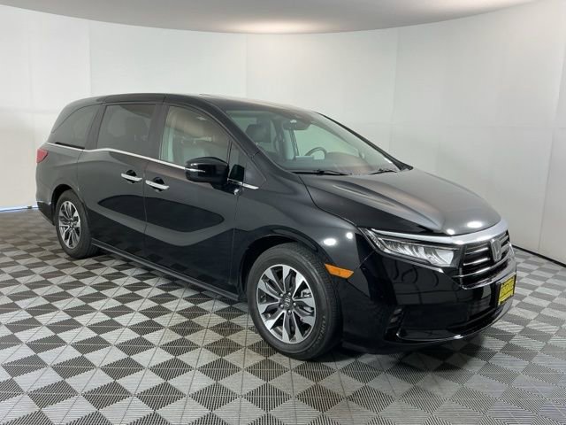 Used 2024 Honda Odyssey EX-L image 3