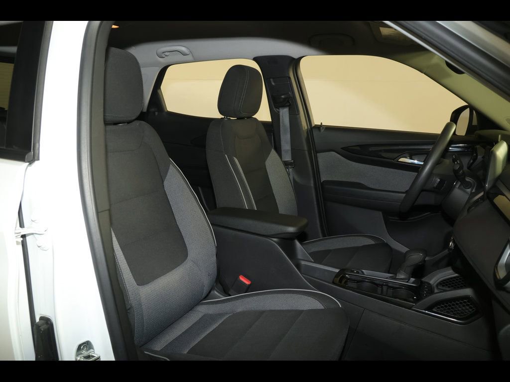 Used 2024 Chevrolet TrailBlazer LT image 28