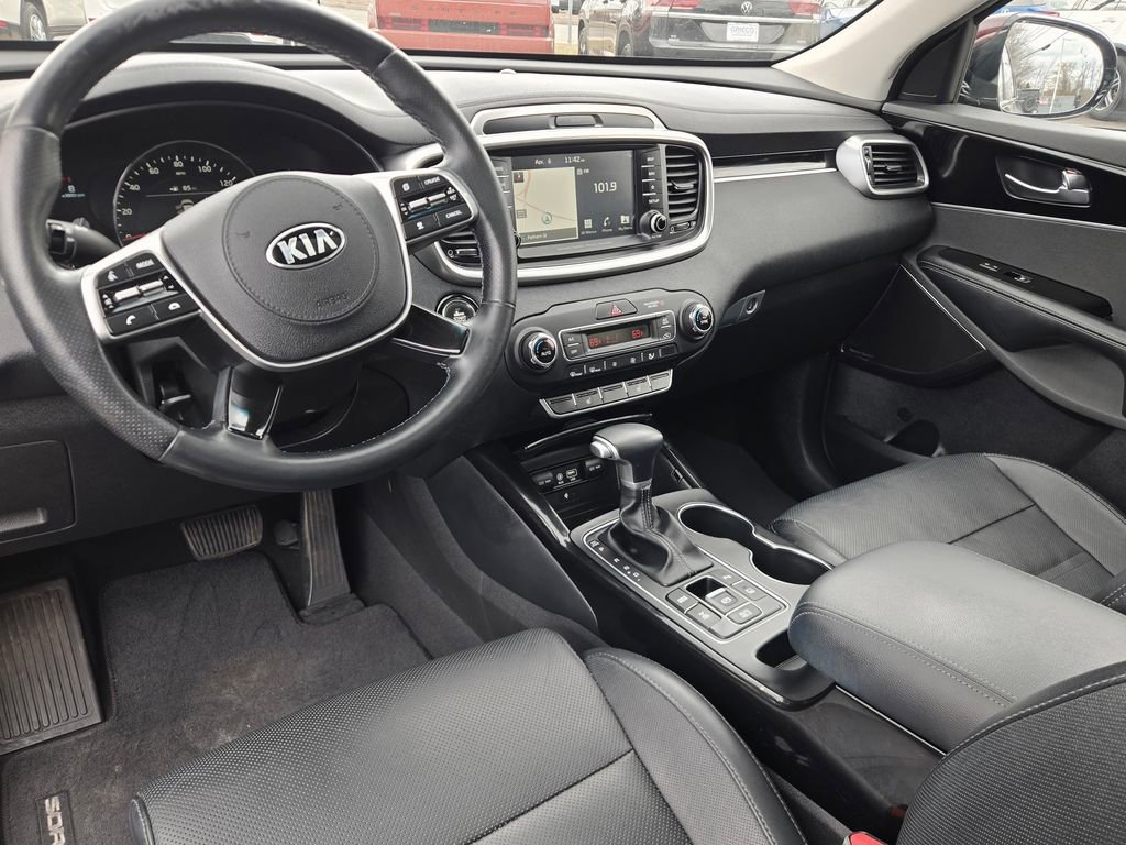 Used 2020 Kia Sorento SX image 21